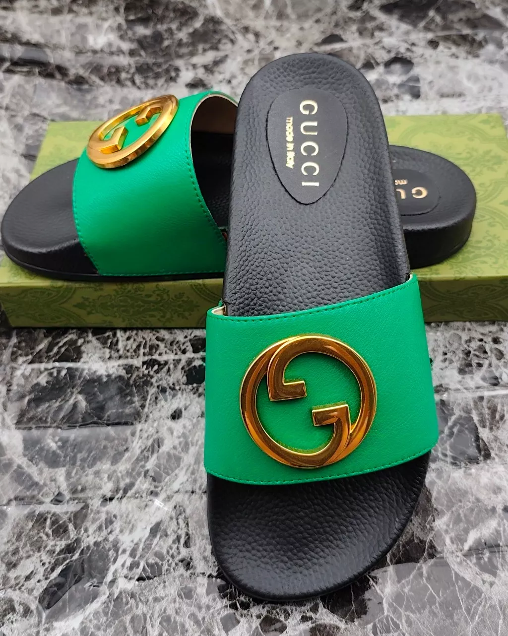 gucci chaussons pour homme s_12a272b1